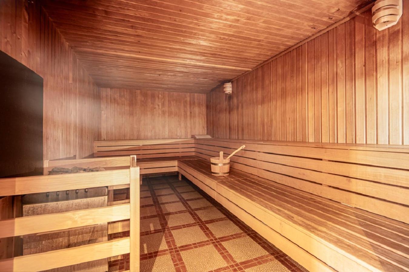 באד גסטיין Panorama Spa Lodges Das.Schiller מראה חיצוני תמונה