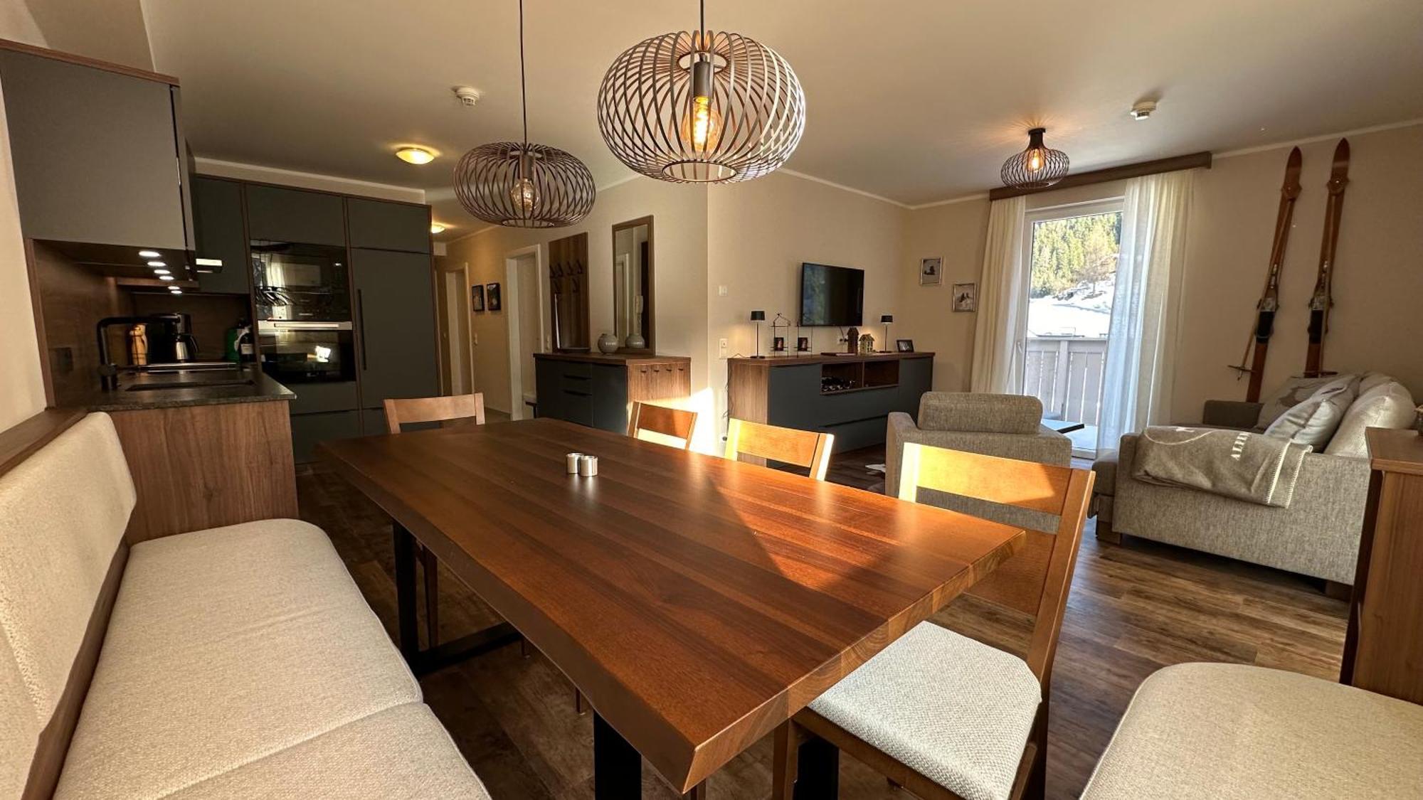 באד גסטיין Panorama Spa Lodges Das.Schiller מראה חיצוני תמונה