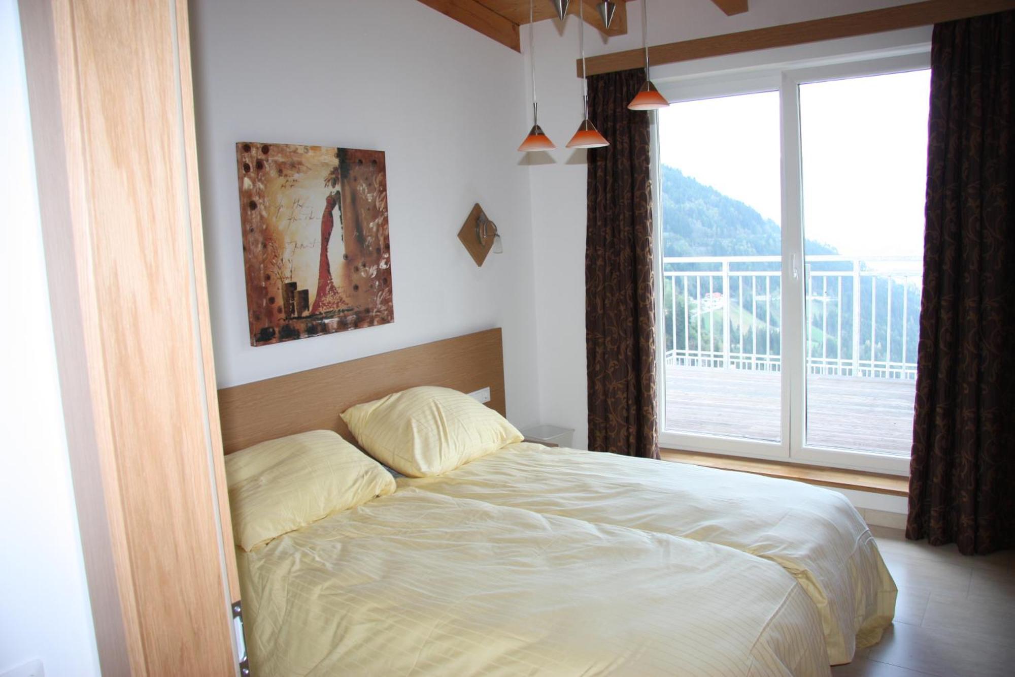 באד גסטיין Panorama Spa Lodges Das.Schiller מראה חיצוני תמונה