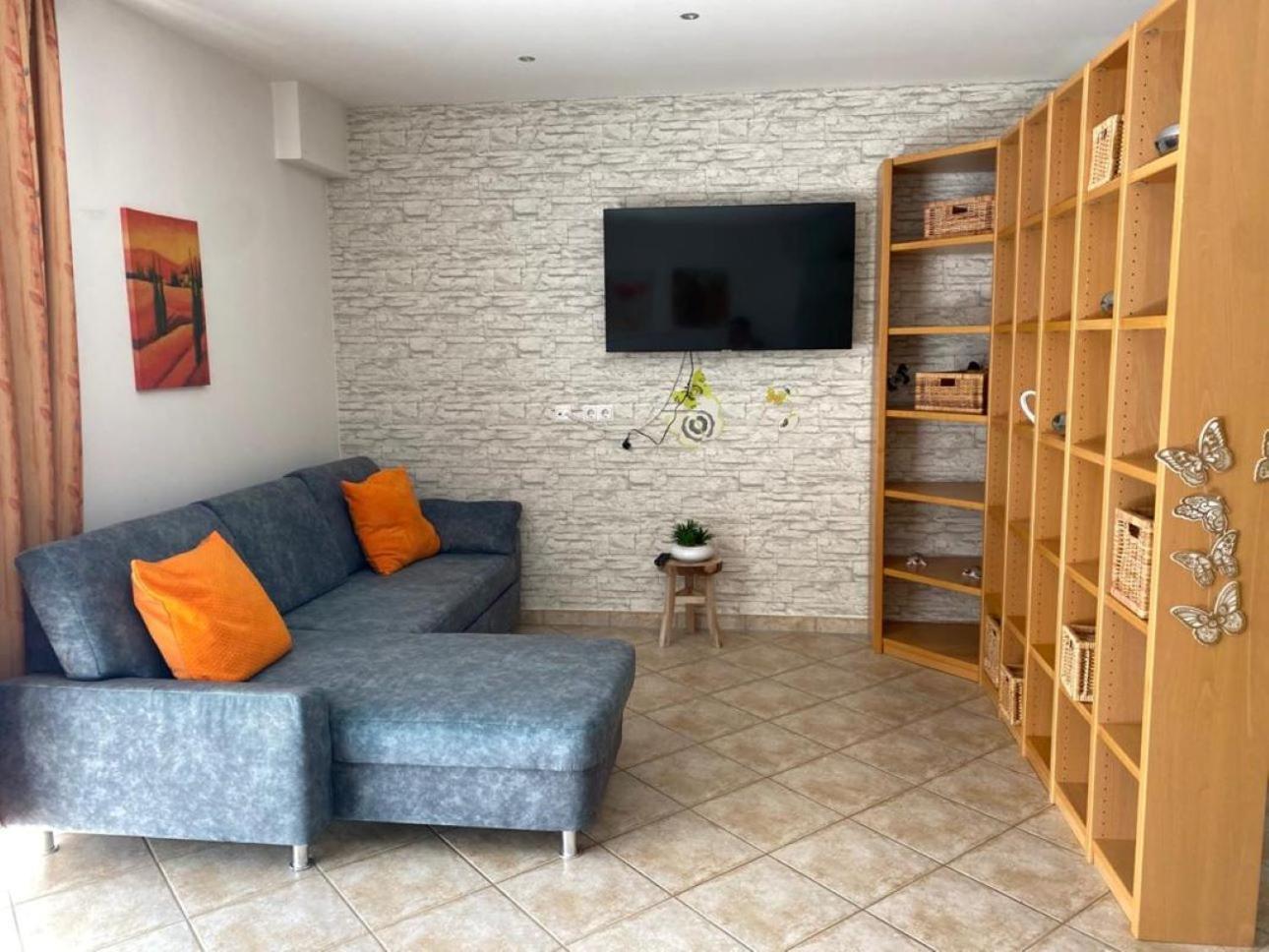 באד גסטיין Panorama Spa Lodges Das.Schiller מראה חיצוני תמונה